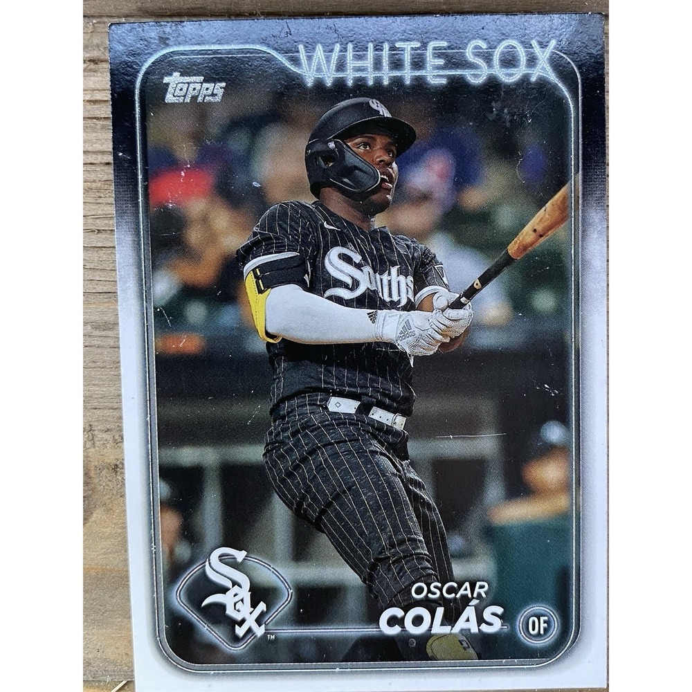 Topps 2024 Series 1 White Sox Oscar Colas Baseball Card